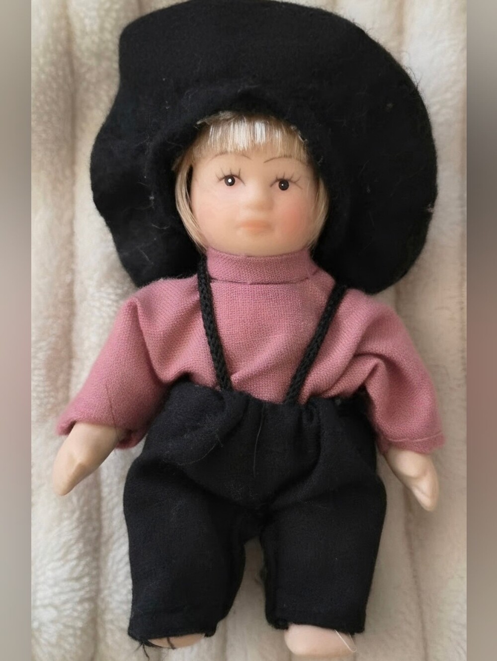 Vtg Springford Inc 4" Porcelain Amish Doll Miniature